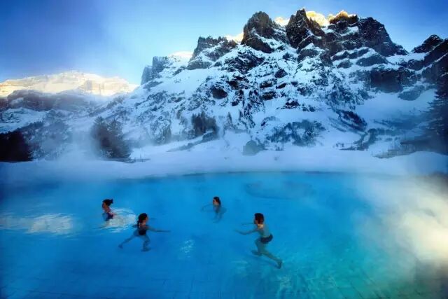 据说是由罗马人发现的深山温泉地 歌德,威姆佩尔,莫泊桑及大仲马