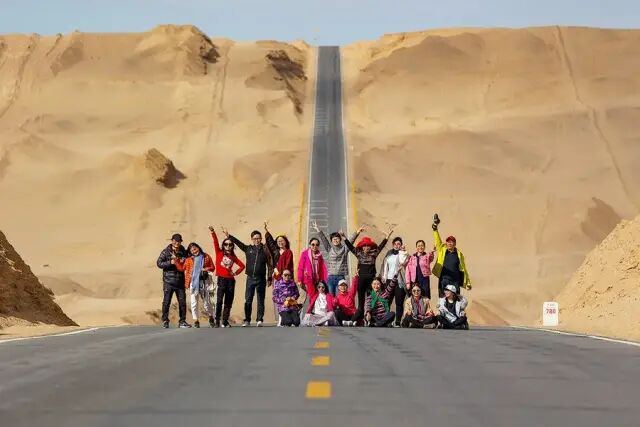 翡翠湖和茶卡盐湖哪个好_翡翠湖在哪里_翡翠湖旅游攻略