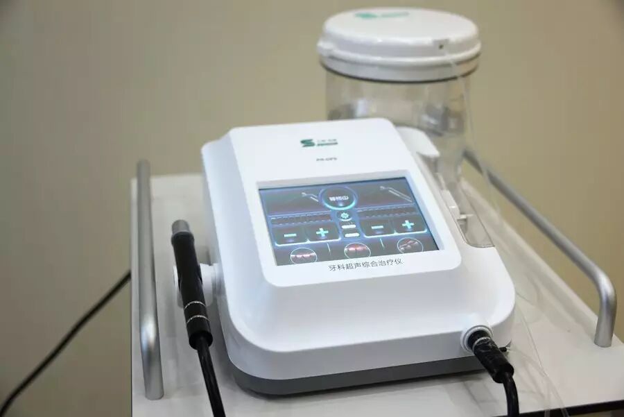 这样的机构具备严格的仪器消毒制度,以防包括乙肝,hiv在内的各种病毒