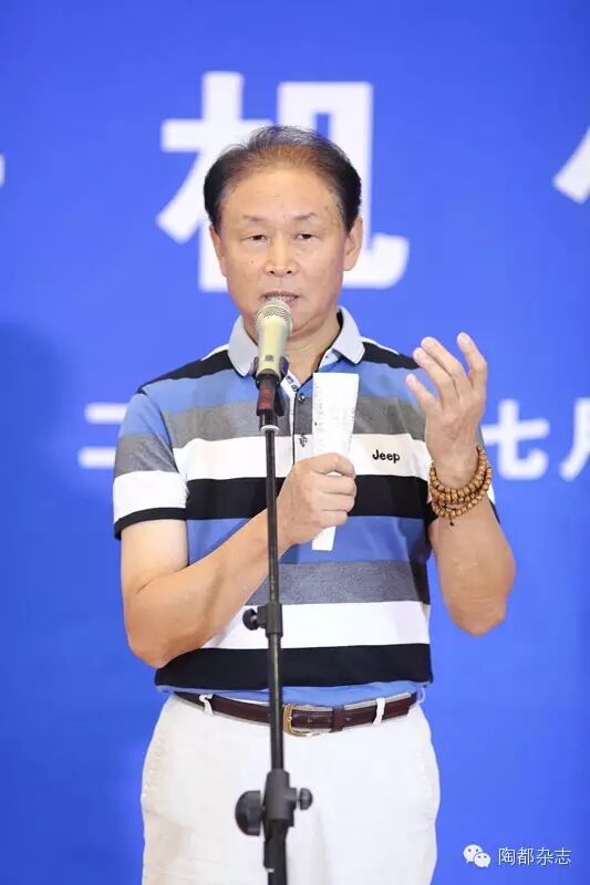 据总策划,艺术总监郝建林介绍,此次紫砂艺人主要以国家级工艺美术师和