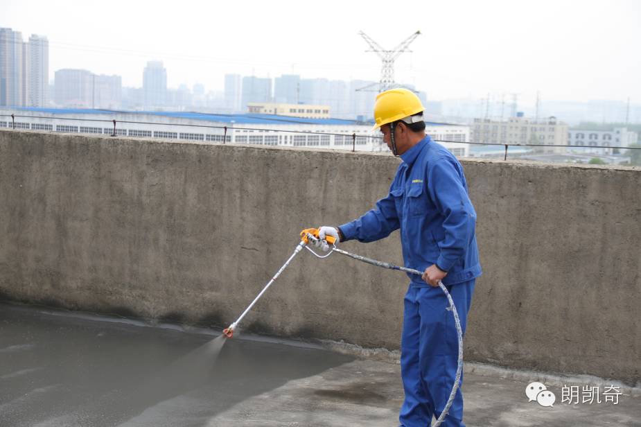 【防水学院】聚合物水泥防水涂料喷涂施工优势及注意事项