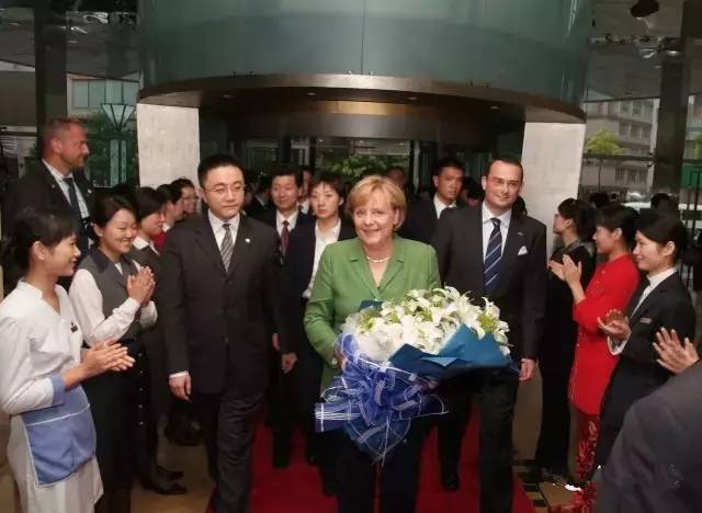 德國總理默克爾到了中國后居然這麼說…看后臉紅