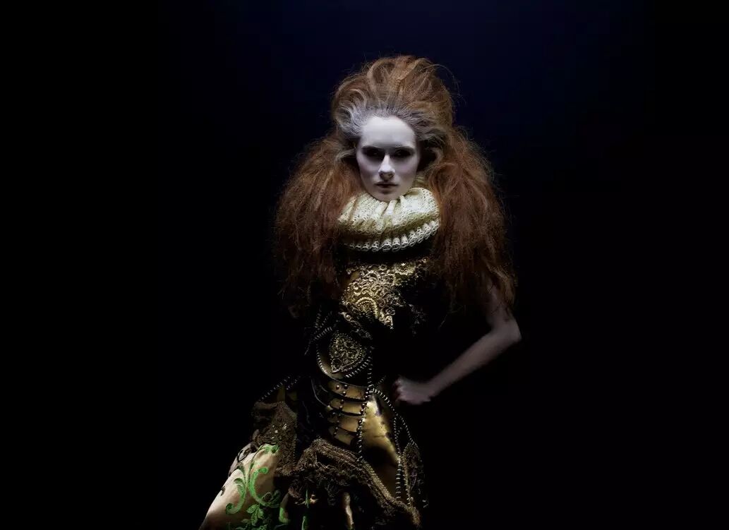 女摄影师拍摄的诡异人像胆小勿入