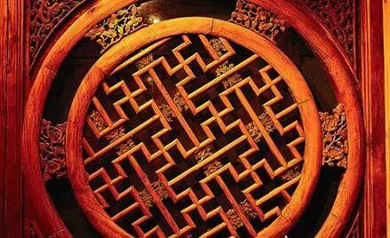 红木家具凝聚了中国传统文化的精髓，传递着无与伦比的中式之美