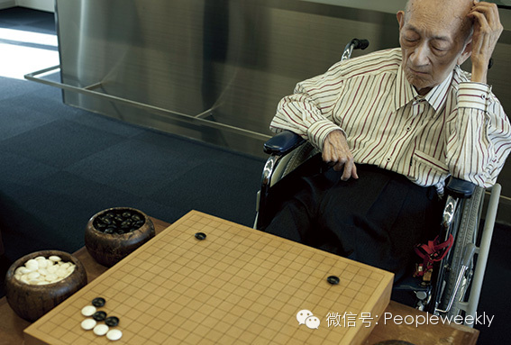 封面 | 百岁吴清源  围棋、信仰与国族之间
