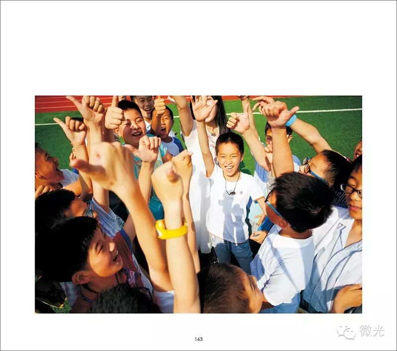 畫(huà)冊(cè)印刷_畫(huà)冊(cè)設(shè)計(jì)印刷合同_黑白畫(huà)冊(cè)印刷