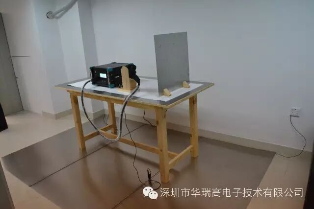 靜電擾度試驗(yàn)中為什么要用兩個(gè)470kΩ電阻高阻電纜線