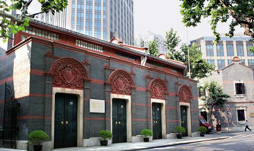 地址:陕西南路30号 地铁:陕西南路站 门票:免费 一大会址纪念馆 地址