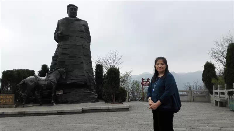 贺龙元帅外孙女贺来毅万里单骑倒走长征路