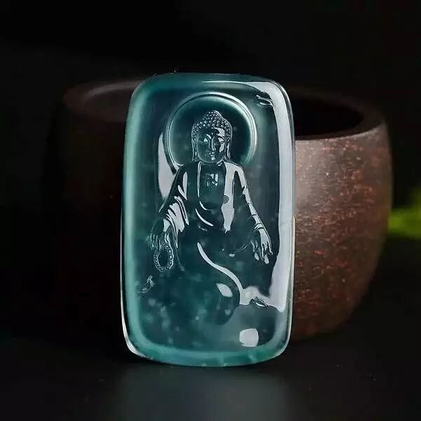 一块罕见的莫湾基老蓝水开料到成品过程