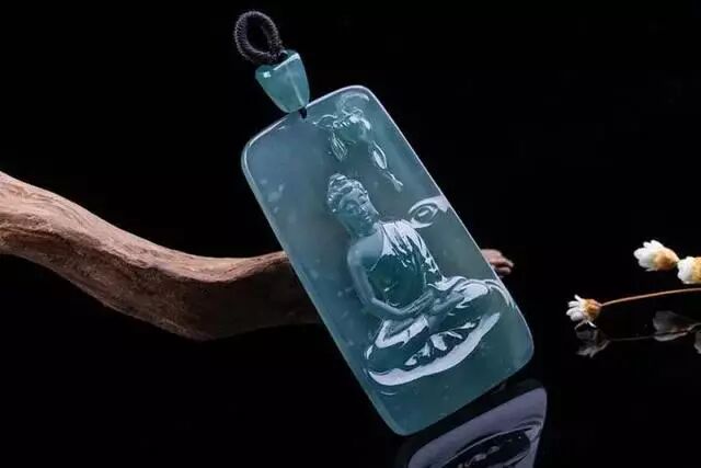 一块罕见的莫湾基老蓝水开料到成品过程