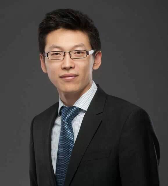 邱煌 京东全球购业务总负责人温州人,80后,小编掐指一算,他应该是一个