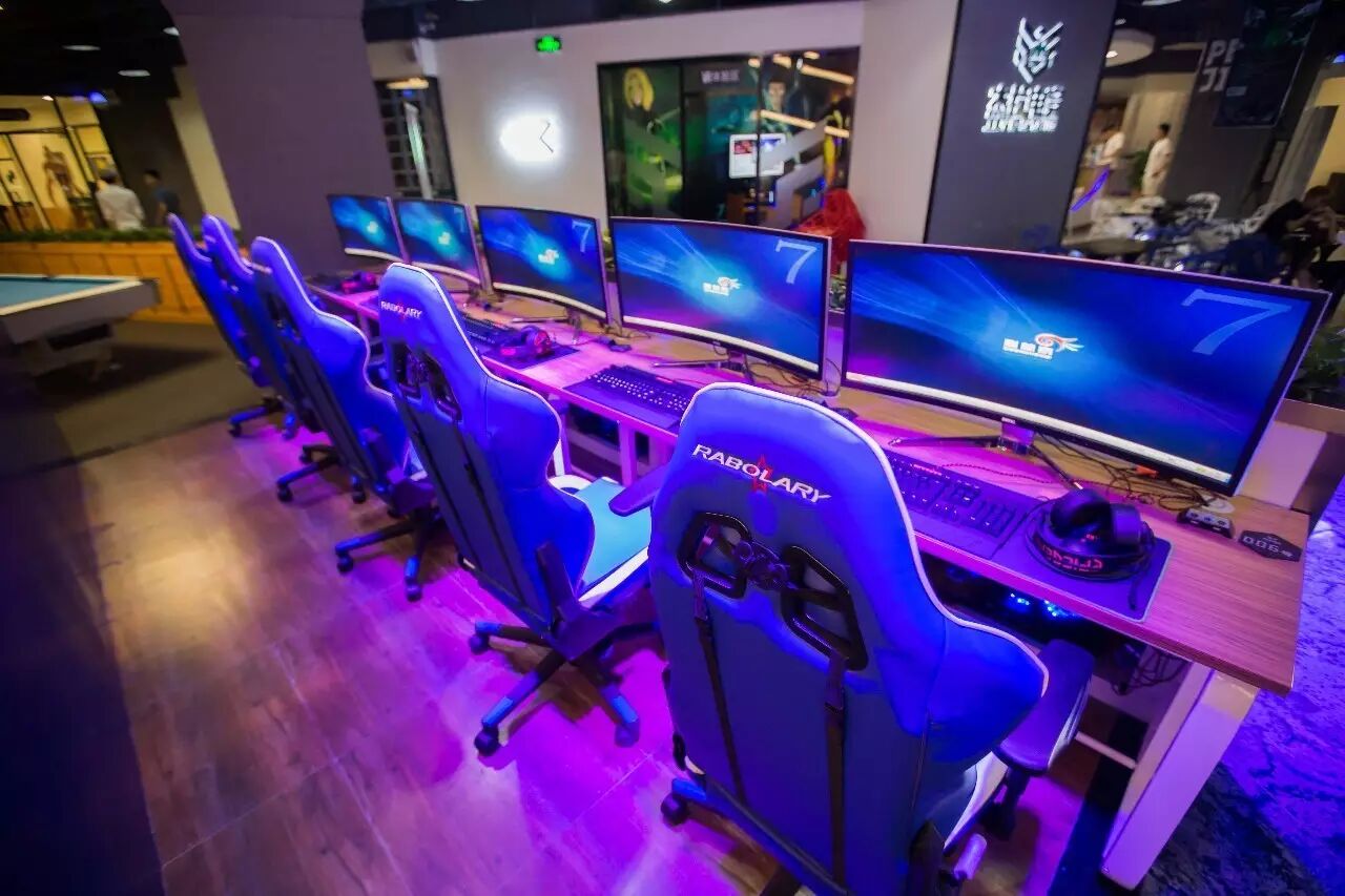 惠州这家电竞馆竟提供一条龙服务?