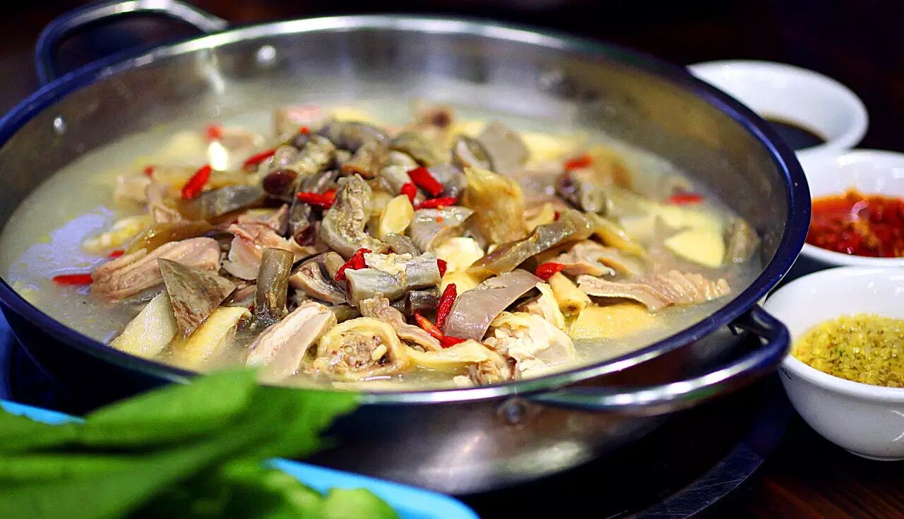 美哉美哉 猪肚不软不硬 爽而不烂又有口感 加上了猪 牛羊三鞭 还能壮