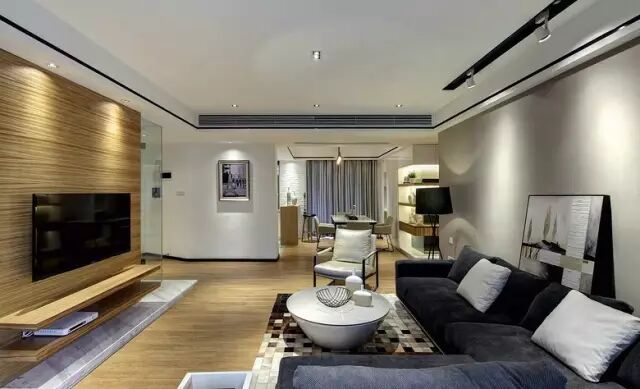 装修中地板该怎么选？