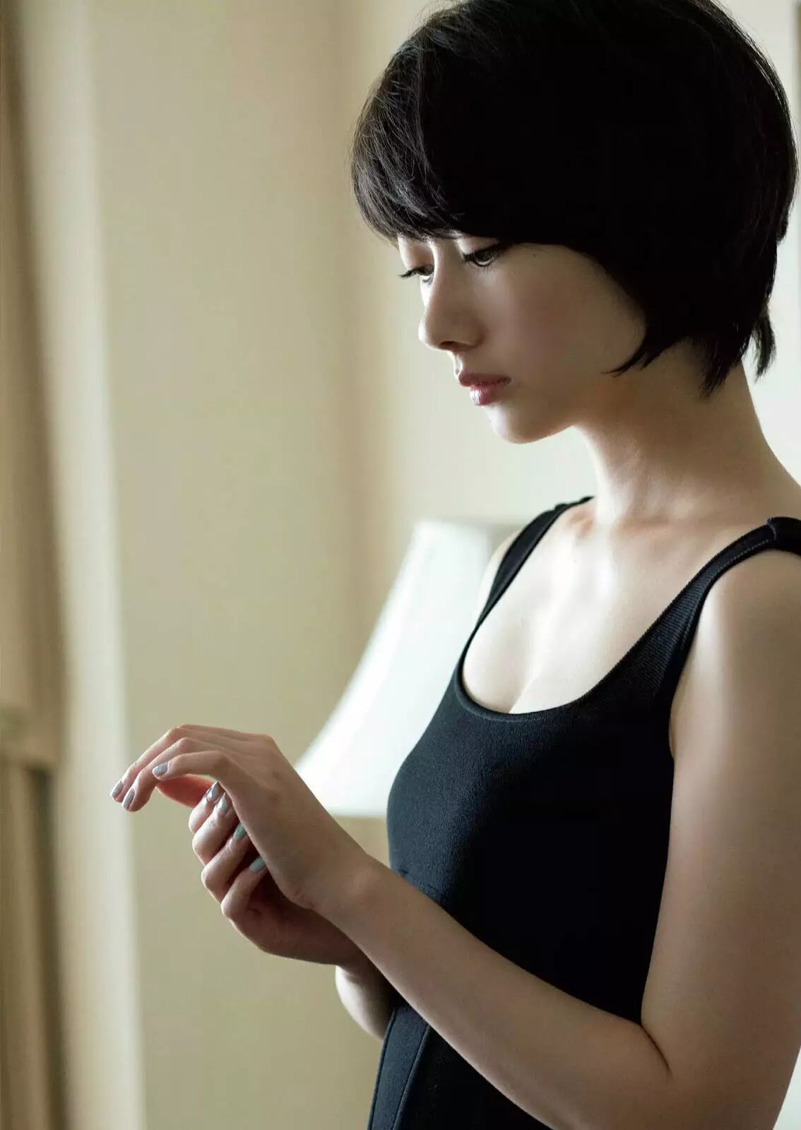 日本桂綸鎂 最新晨間劇之顏 純色美人波瑠 無水之池 微文庫