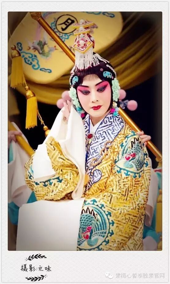 梅派青衣李胜素十年后携经典大戏霸王别姬重返上海天蟾逸夫舞台