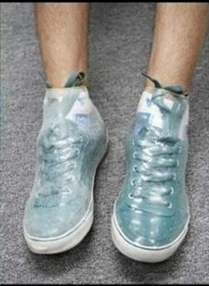 路上泥泞又不想穿雨靴？套个TT吧