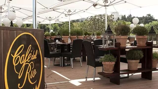 炎炎夏季，让我们相约屋顶，一起去看马德里的夜景