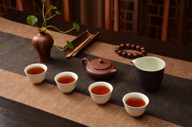 【视频】黑茶荣登中央电视台CCTV-7、CCTV-2，这个才