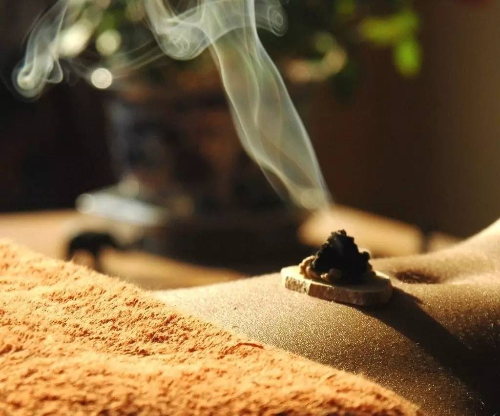 【转载】艾灸神阙,万病自灭