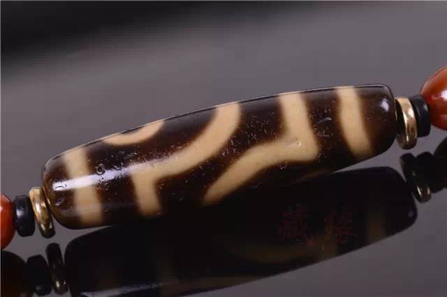 西藏千年至纯老天珠精品赏