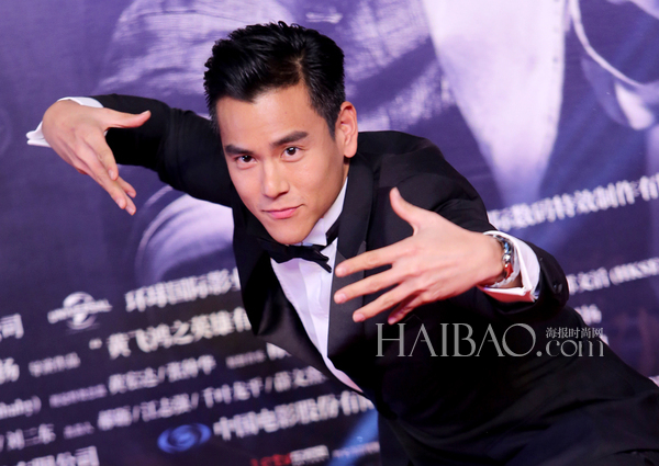 "霸道将军"彭于晏的眉形属于粗犷的硬汉型"将军眉",浓重又带着一点