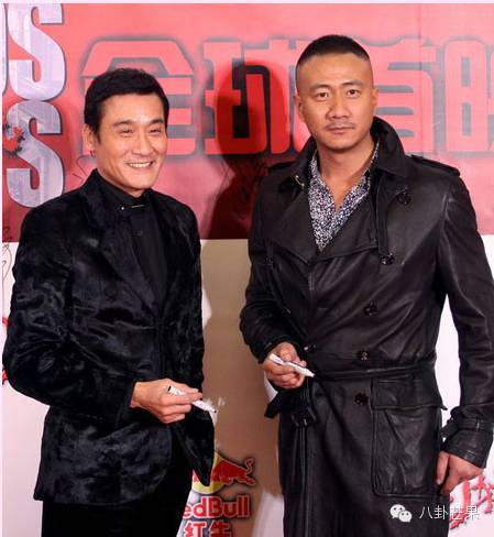 孙红雷?平常也算霸气~然而他只想钻进胡军的怀里.