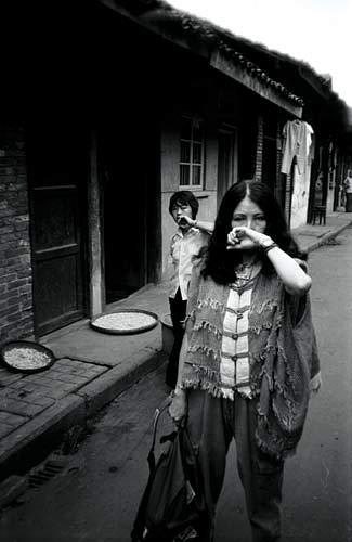 才女三毛摄影师肖全镜头下珍贵的三毛照片