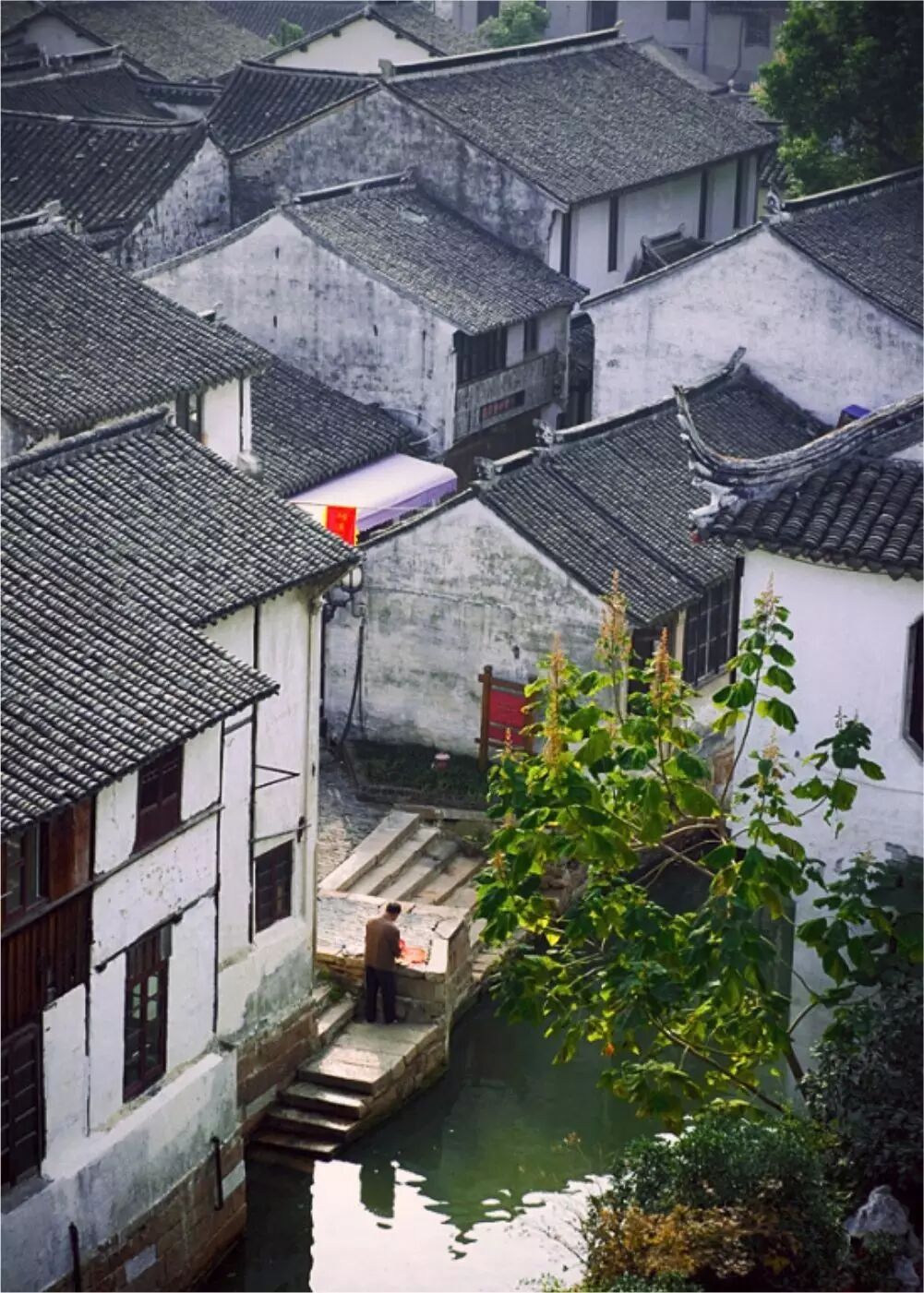 玛格唐瓦上风景 檐下人生