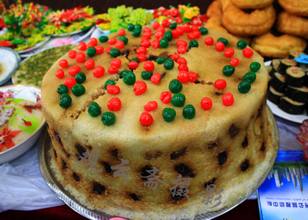 出自青海的回族女性之手,由参赛者diy亲手制作,并且全部为清真食品!