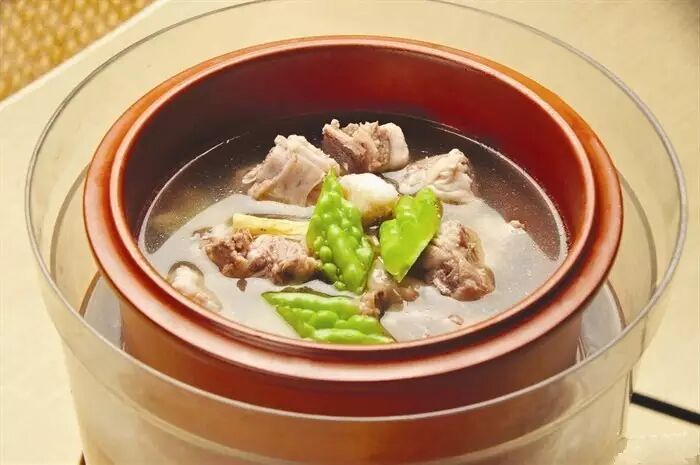 苦瓜黄豆炖排骨