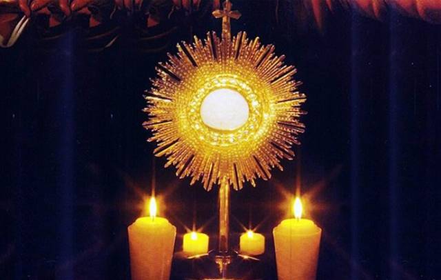 【圣周特刊】圣周四礼仪详解:主的晚餐,濯足礼,建立圣体圣事