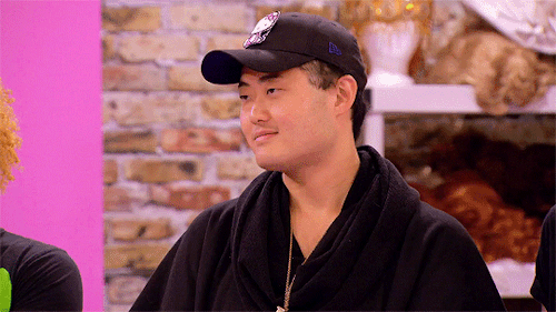 为什么现在的男生,都开始喜欢"抠脚大汉"型女生?