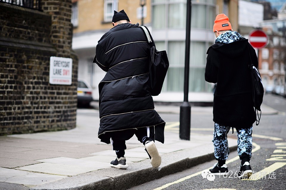 >> 正文 |搭配 high street 的单品推荐 其实 high street 风格都主要