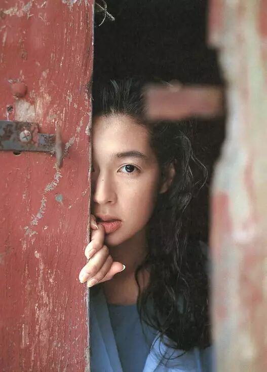 赤名莉香今天49岁了你还记得她吗