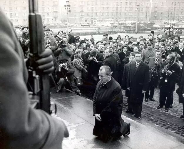 勃兰特的"华沙之跪"