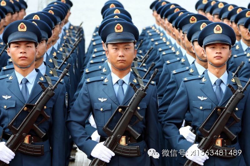 解放军最新版军装帅呆了好兄弟军表网