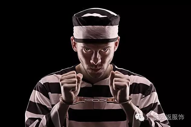 中世纪自十二世纪开始条纹便成了「囚服」的代表因当时意大利的重要