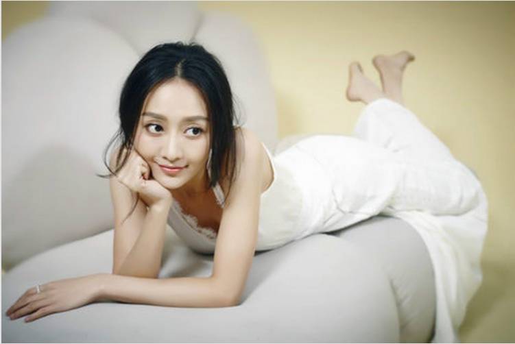 秦般若:我知道你们都喜欢又美又坏的女人