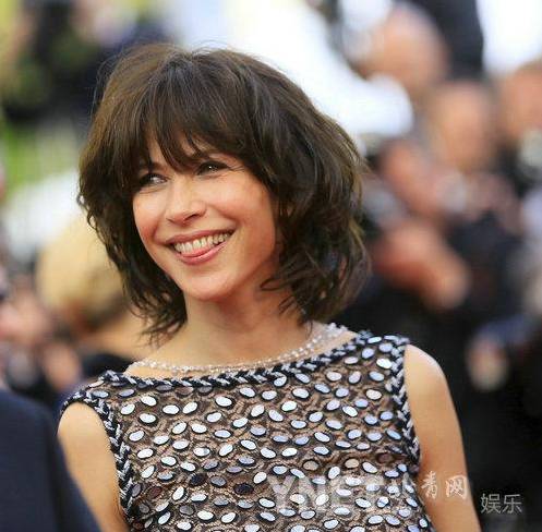 papi酱是低配版的苏菲玛索那高配有多惊艳呢