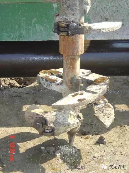 钉形双向水泥土搅拌桩在软土地基处理技术的图4