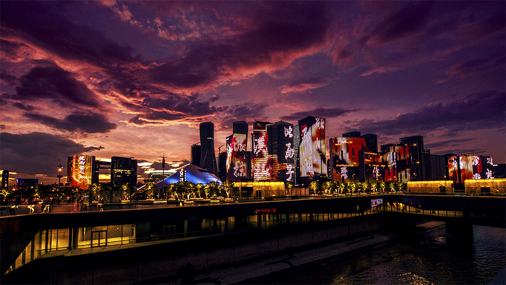 "城,水,光影"灯光秀唱响钱江夜曲  via 渝a武林广场,尘封的记忆又一次