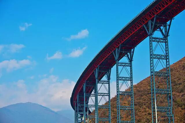 干海子和铁寨子双螺旋隧道