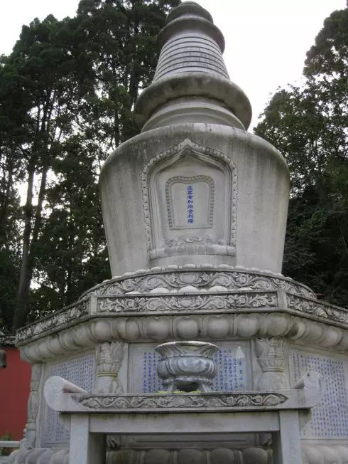 虛雲老和尚14年修行地——雞足山祝聖寺