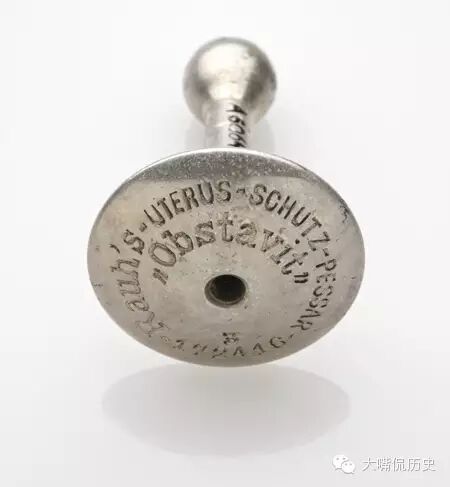 但在上世纪20年代最受欢迎的还是这种宫内节育环,往往可以放在身体内