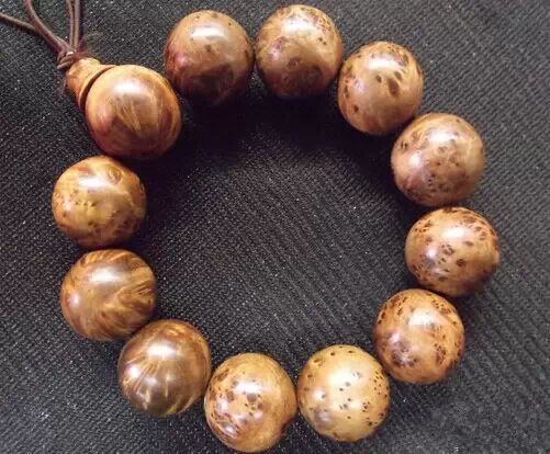 行业知识能养生又能辟邪的手串