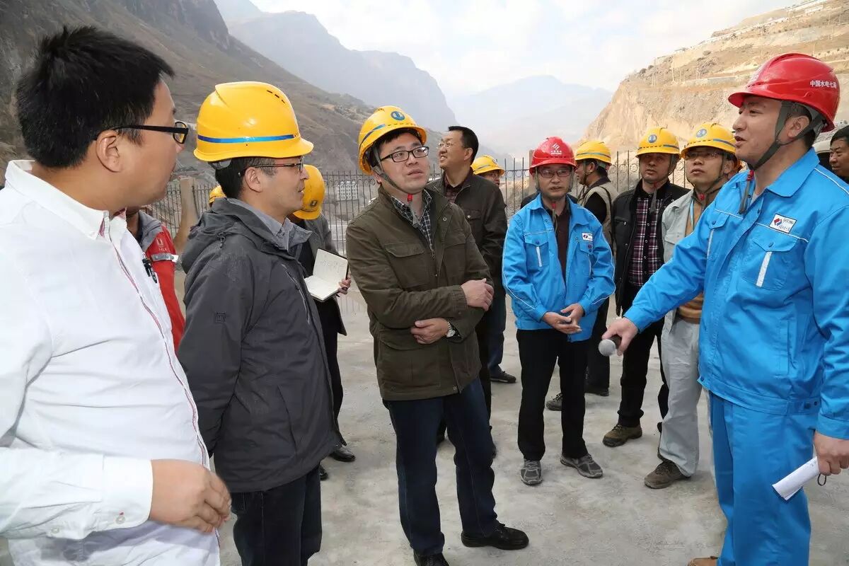 乌东德"三通一平"工程环境保护通过国家现场验收