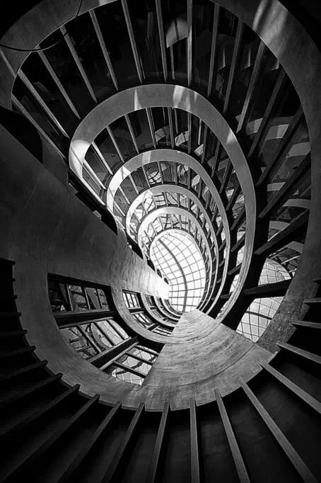 发掘建筑线条与结构之美