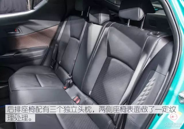 实拍广汽丰田C-HR
